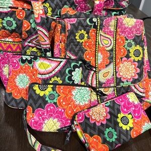 Vera Bradley Ziggy floral bag set